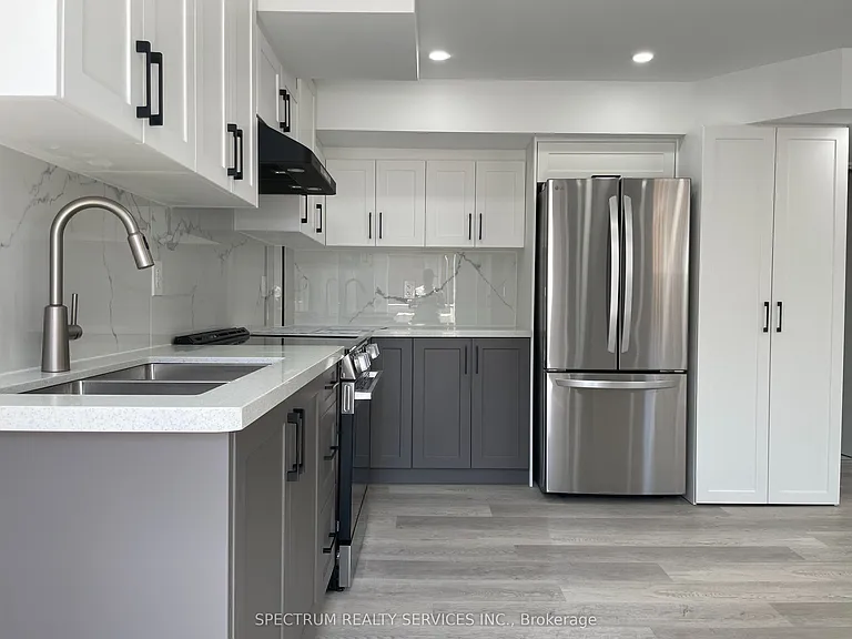 27 Yale Dr #BASEMENT — Photo 3