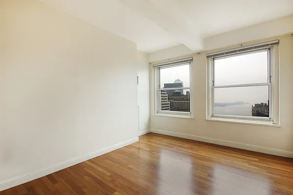 Rented by Corcoran | media 14