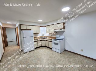 260 N Main St #3B, Walworth, WI 53184