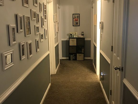4th image of 26 Astor Dr