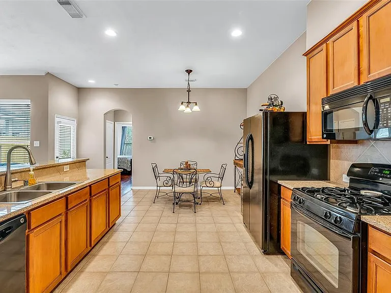 17307 Brookhollow Court Dr — Photo 3