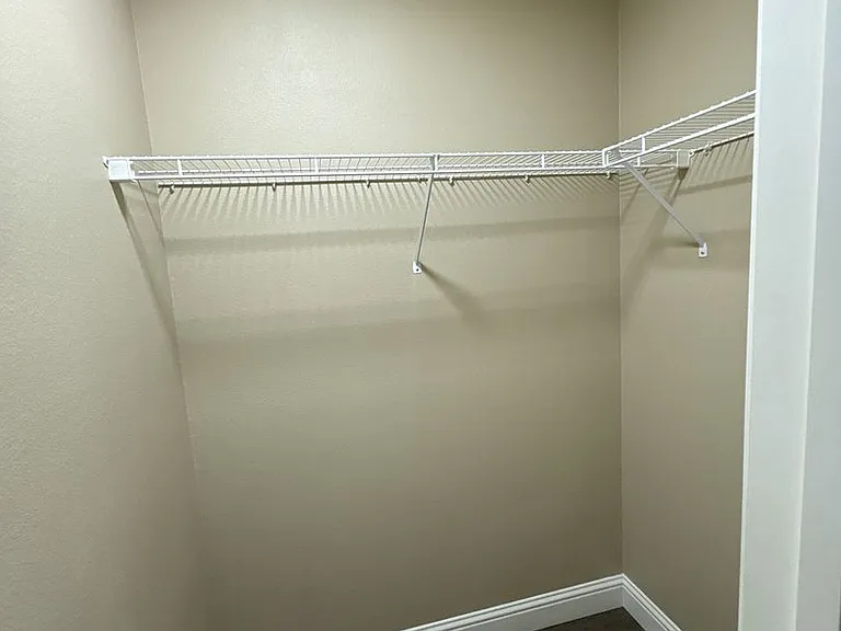 3921 W Payson Ave — Photo 22