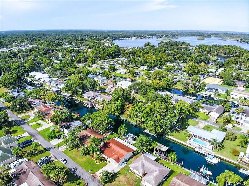 1st image of 1122 SE 4th Ave