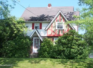 61 Elberon Ave, Pittsfield, MA 01201