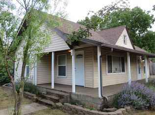 1750 S 10th St, Cottage Grove, OR 97424