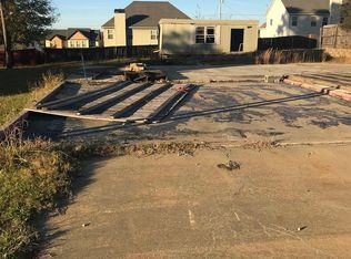 121 Blue Spruce Dr, Phenix City, AL 36869