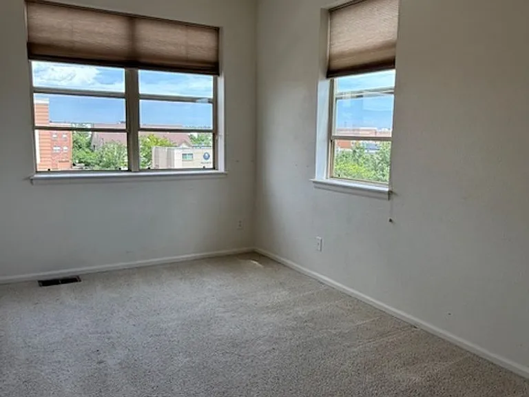 5407 Zephyr Ct — Photo 22