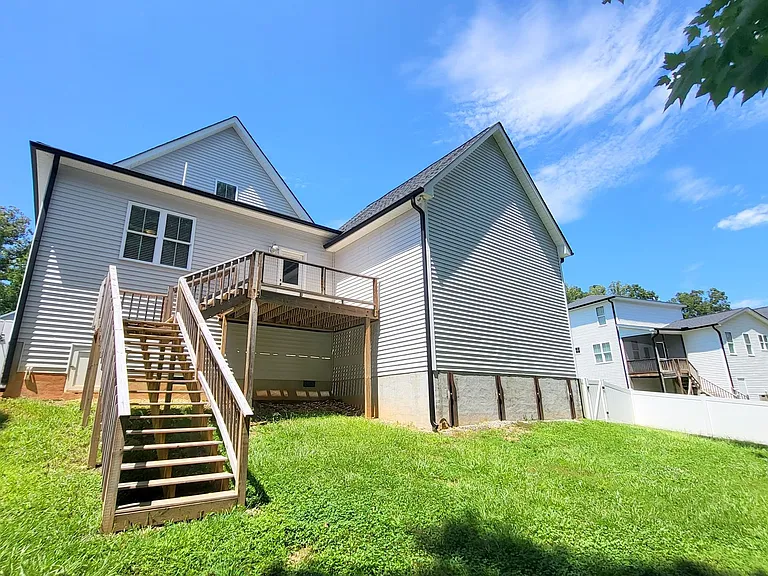 119 Ashley Woods Ct — Photo 29