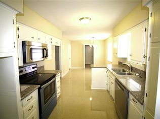 1502 Lexington Dr, Garland, TX 75041