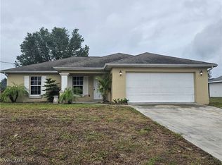 2615 58th St W, Lehigh Acres, FL 33971