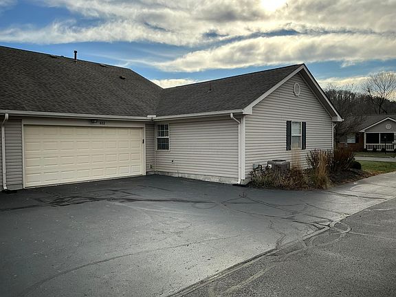 2nd image of 652 Kensington Dr