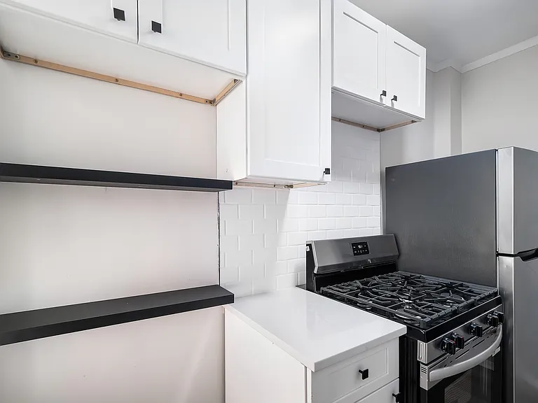2373 Euclid Heights Blvd #4 — Photo 28