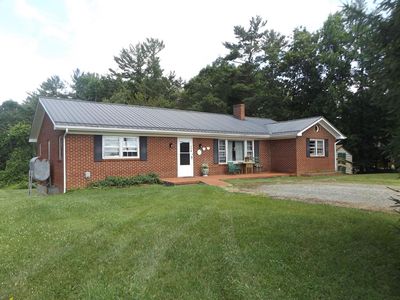 114 Paradise Ln, Galax, VA, 24333