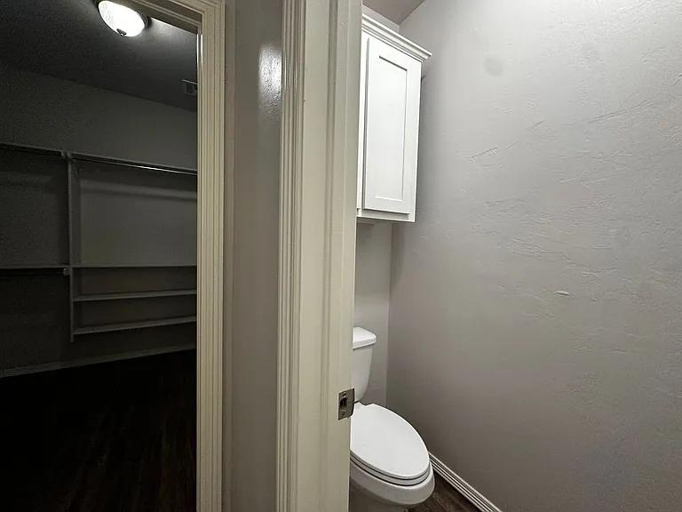 2316 Alta Vista Ln — Photo 26