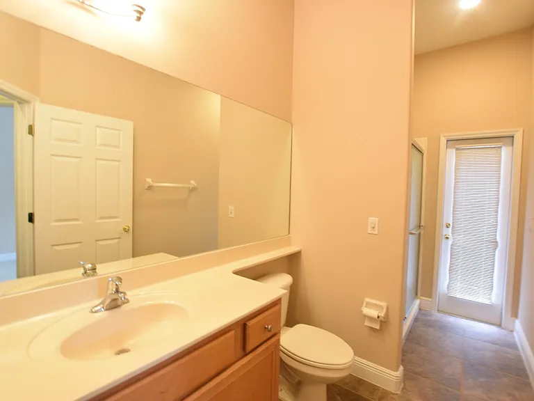 1036 Shadowmoss Cir — Photo 18