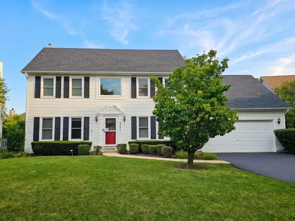 3395 Charlemaine Dr, Aurora, IL 60504