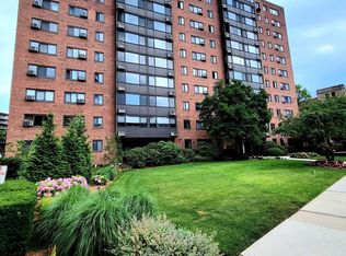 90 Prospect Ave APT 11B, Hackensack, NJ 07601