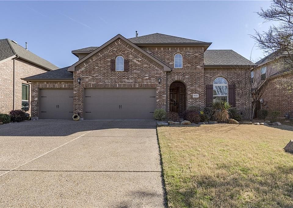 1st image of 901 Tumbleweed Dr