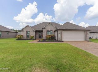 89 Nehemiah Dr, Jackson, TN 38305