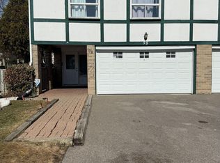 98 Griselda Cres, Brampton, ON L6S1M3