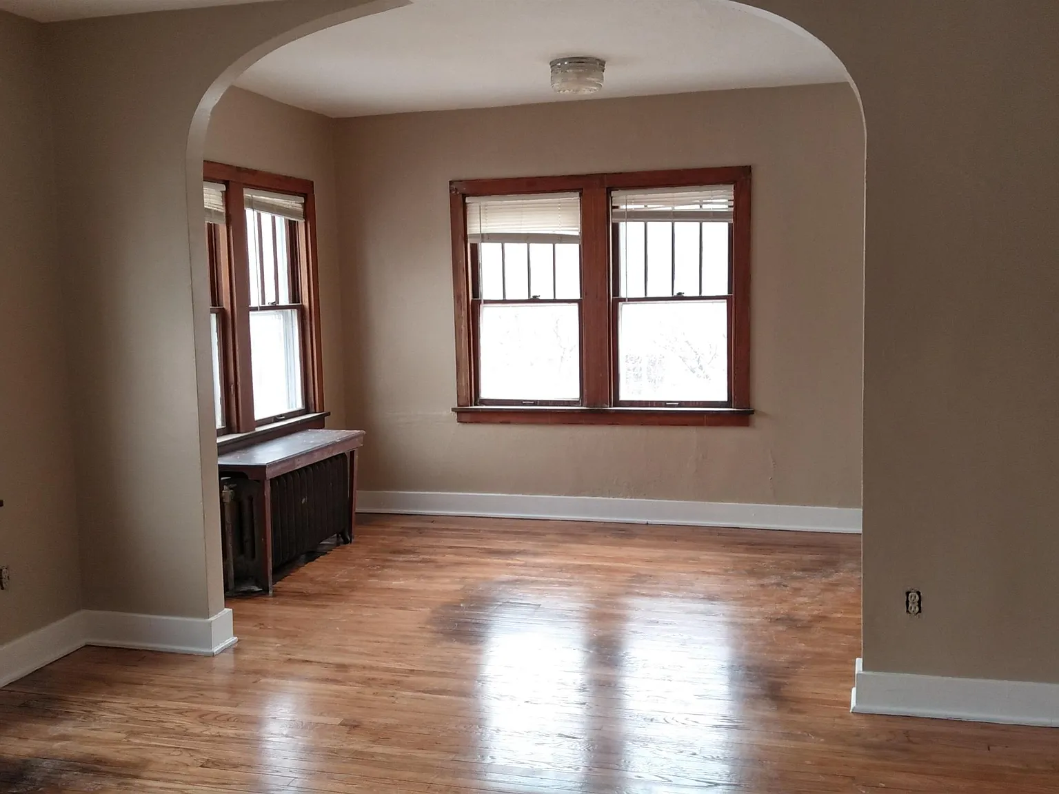 FRE 322 W 10th Street - 7 — Photo 4