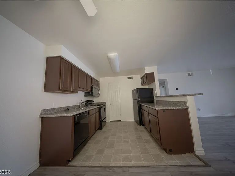 2606 S Durango Dr #248 — Photo 5