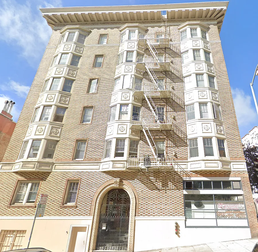 757 Leavenworth — Photo 1