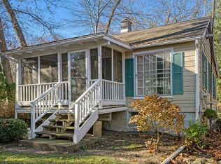 3240 S 6th St, Kalamazoo, MI 49009