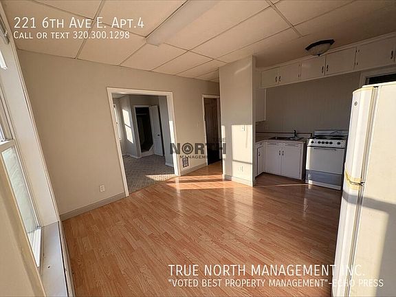 4th image of 221 6th Ave E #4