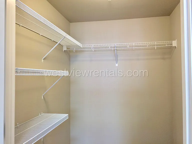 1010 Railroad Ave — Photo 399