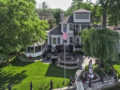 35 Lakeside Ln, Fox Lake, IL, 60020