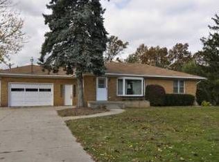 447 Four Mile Rd NW, Comstock Park, MI 49321