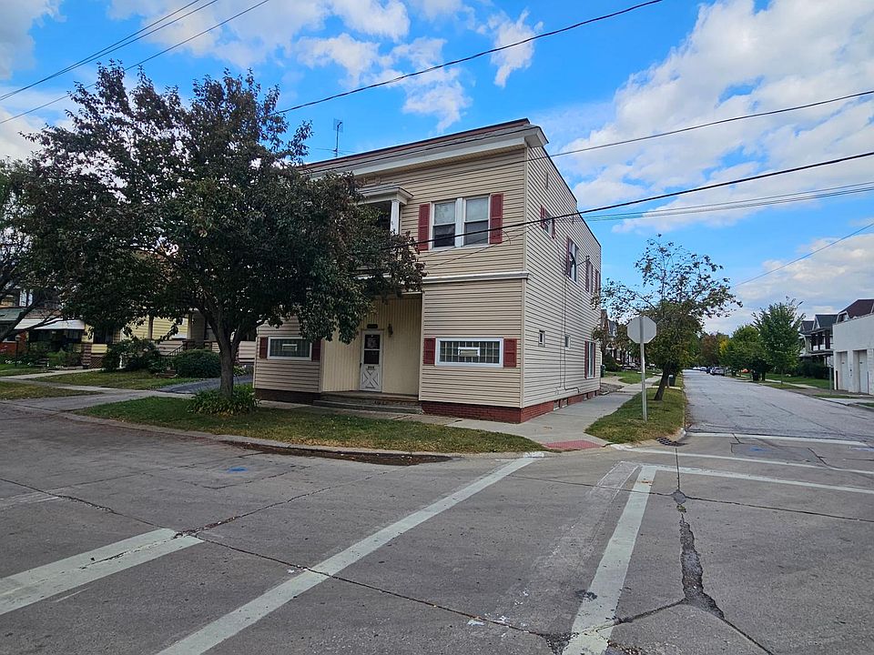 3963 E 42nd