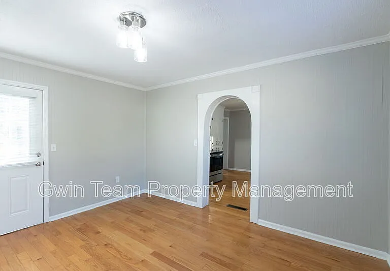 4715 S Lee St — Photo 17