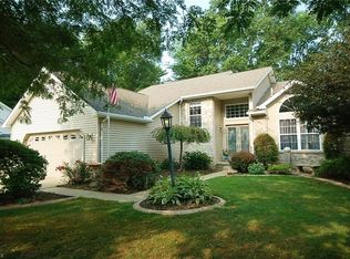 335 Deer Creek Trl, Cortland, OH