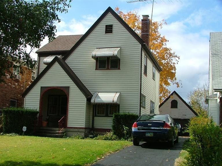 1st image of 2033 Elsmere Ave