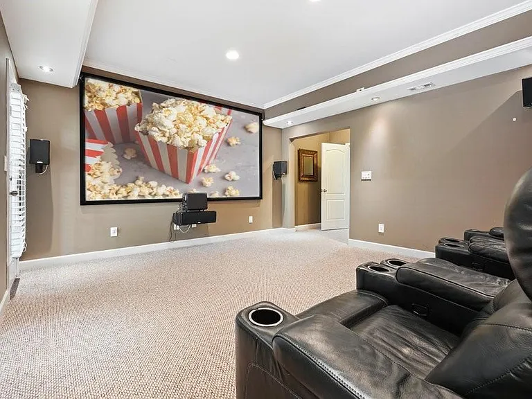 3888 Fairhill Point — Photo 28