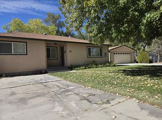 1847 Saniger Ln, Bishop, CA 93514