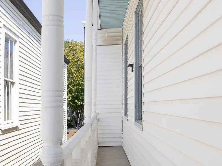2833 Carondelet St — Photo 27