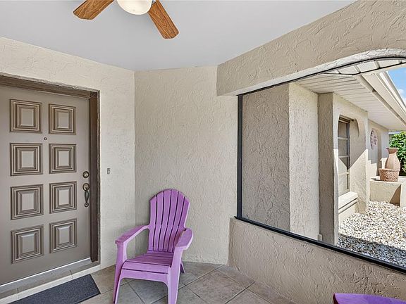 4th image of 5852 Lincoln Rd