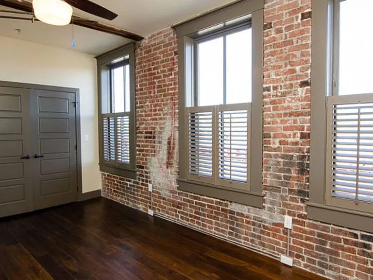 203 W Commercial St #3B — Photo 13