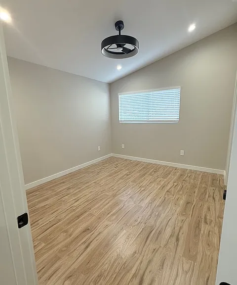 812 Center St — Photo 4