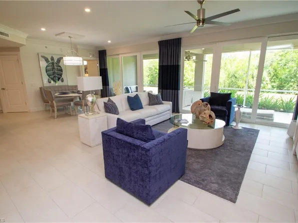 172 Indies Dr E #8-102, Naples, FL 34114