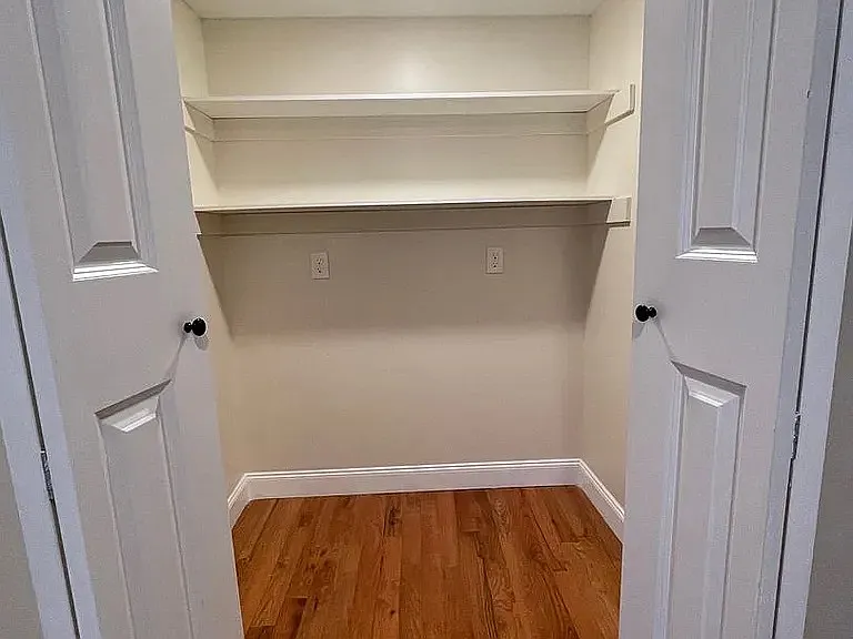 526 Main St #1 — Photo 5