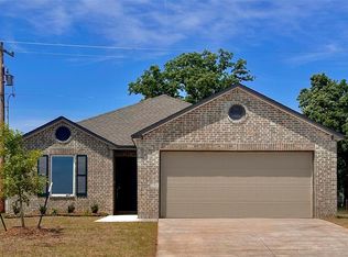 21313 Rovic Rd, Harrah, OK 73045