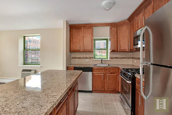 Rented by Halstead Real Estate | media 15