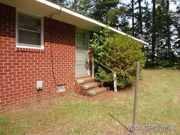 Rear entrance from kitchen
