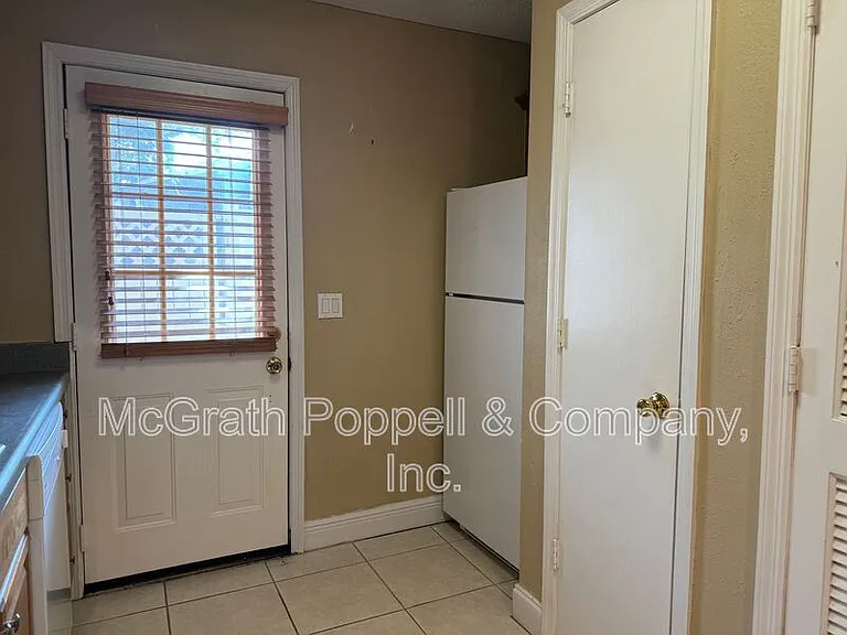 2302 Maki Rd #33 — Photo 10