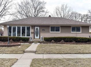 2301 W Bridge St, Milwaukee, WI 53221