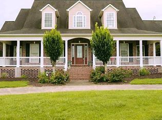 250 Fairview Farms Dr, Landrum, SC 29356